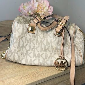 Authentic Michael kors purse